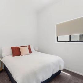 Cunningham 6-Bedroom Home with Ample Parking