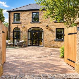 Luxury Family Coach House,Riber Castle Views,Easy Walk into Matlock Centre, khách sạn ở Matlock
