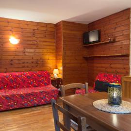 Il Bric - Tre posti letto con terrazzo sulle piste da sci，普拉利的飯店