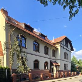 Willa Carcassonne, hotell sihtkohas Paczków