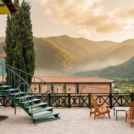 Mtserlebi Resort, готель у Боржомі