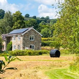 Maesyfelin Isaf Apartment