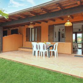 Trilo Beach, hotell i Monte Nai