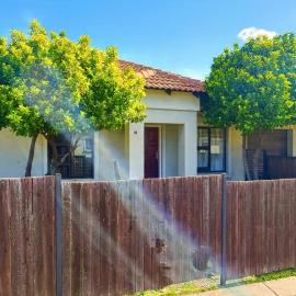 Townhouse in Trichardt Secunda, hotel u gradu Trichardt