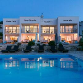 Apartments Luxury Near Sea
