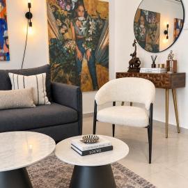 -Mari- Cozy Stay at Engomi Near UNIC, hotel u gradu Nikozija