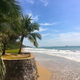 AG Property, hotell i Mae Pim