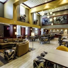 Hampton Inn & Suites Staten Island, hotelli kohteessa Staten Island