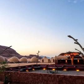 Rum Kingdom Luxury Camp, hotel din Wadi Rum