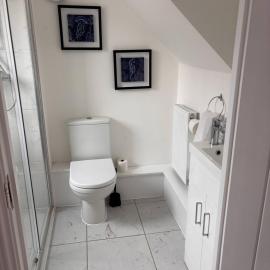 Hidden Gem with enclosed garden and parking