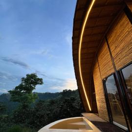 Moonshine - Sereno Glamping