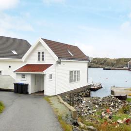Utsira에 위치한 호텔 7 person holiday home in Utsira-By Traum
