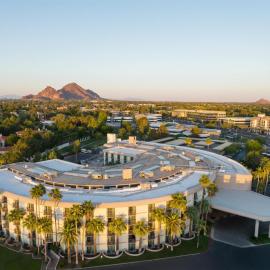 Embassy Suites by Hilton Phoenix Biltmore