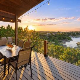 The Sanctuary at Canyon Lake - Panoramic Views Hot Tub & Expansive Decks