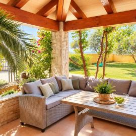 Luxury apartment Marin - summer paradise, terrace, garden, summer kitchen & barbecue, near the beaches, Istria