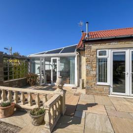 Scalby Close Park Cottage, hotelli kohteessa Burniston