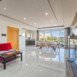 New Spacious Apartment 3Bdr 2 Bth Bugibba