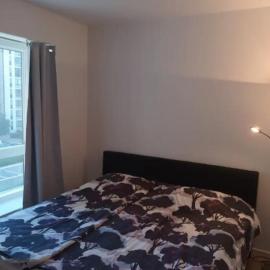 Cozy Apartment 15 min to Center and Airport