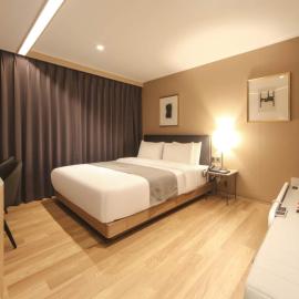 Dongnae Hound Hotel Sajik Minam Station
