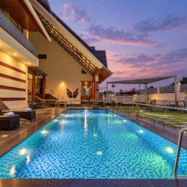 StayVista at Arena Staycation with Pool, Bonfire, viešbutis mieste Talai