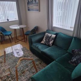 cosy annex close to leeds airport