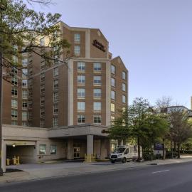 Hampton Inn & Suites Arlington Crystal City DCA