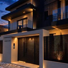 Kalvokoresi 16 I Premium Apartments، فندق في خيوس