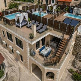Villa Iasonas، فندق في Kournás