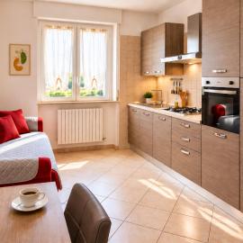 Appartamento con parcheggio gratuito vicino Rho Fiera e Milano Madonnina House, hotel v destinácii Bollate