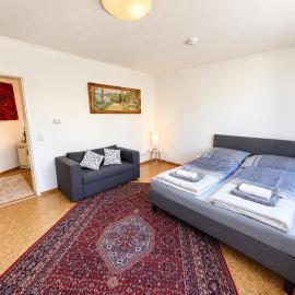Gemütliches Komfortables Apartment mit eigenem Eingang und Parkplatz