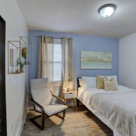 Gated Retreat Steps from Midtown's Best Parking、メンフィスのホテル