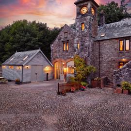 Historic Clocktower House, Spa Barn, Sleeps 12