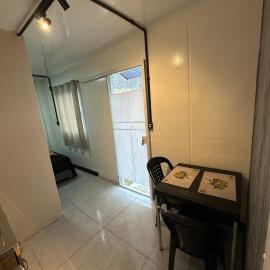 Kit net Próximo BR 101 8 km de Bal Gaivota, hotel din Sombrio