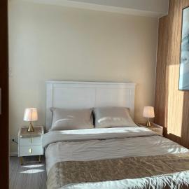La Mirada Deluxe Suites with Oceanview, hotel u gradu Maktan