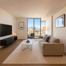 Koreatown Skyline 1BR Apartment, King Bed, Pool & Free Parking