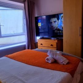 Entire 2bed apartment