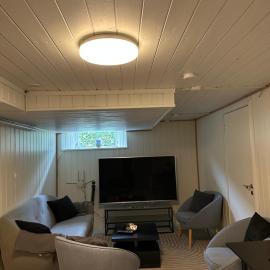 cozy basement with 2 bedrooms, hotel di Sandefjord