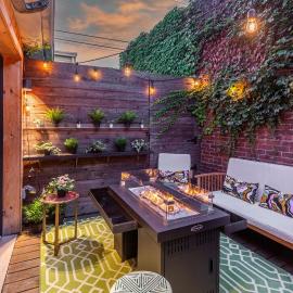 Chic Home with King Bed and Fire Pit, hotel en Pittsburgh