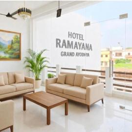 Hotel Ramayana Grand-Walking Distance From Ram Mandir Ayodhya、Ayodhyaのホテル