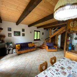 Chalet panoramico con giardino privato e BBQ