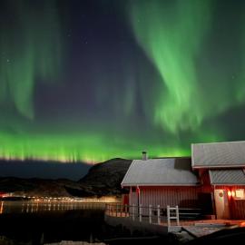 Spectacular Waterfront Fishermans Cabin - Rorbu