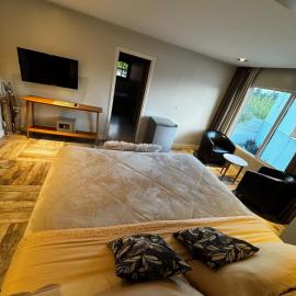 VICTORIA BED and BREAKFAST 1 A 3KM AEROPUERTO EZEIZA