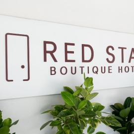 Red Stay