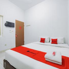 RedDoorz at Victory Homestay Karawaci