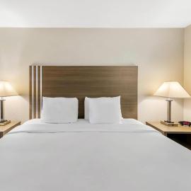 Quality Inn Effingham North, viešbutis mieste Efinghamas