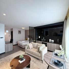 Escada Apartments