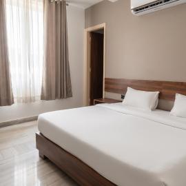FabHotel Halvique