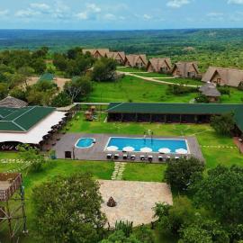 Entikko Safari Lodge, hotel u gradu Fajao