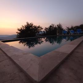 Sunset House, hotel v destinaci Beiral do Lima