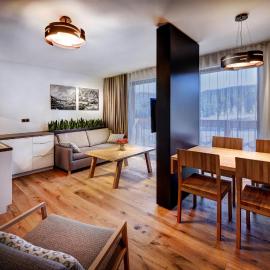 ChaletSKI Jasná, SKI-IN & WELLNESS, hotel en Demänovská Dolina